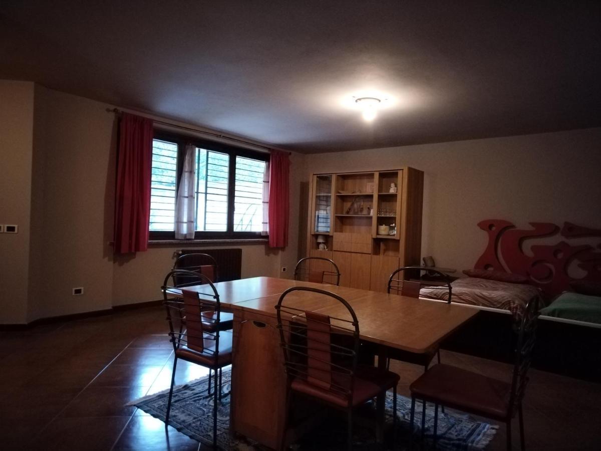 Bed & Breakfast Viadelgolf41 Carimate Bagian luar foto
